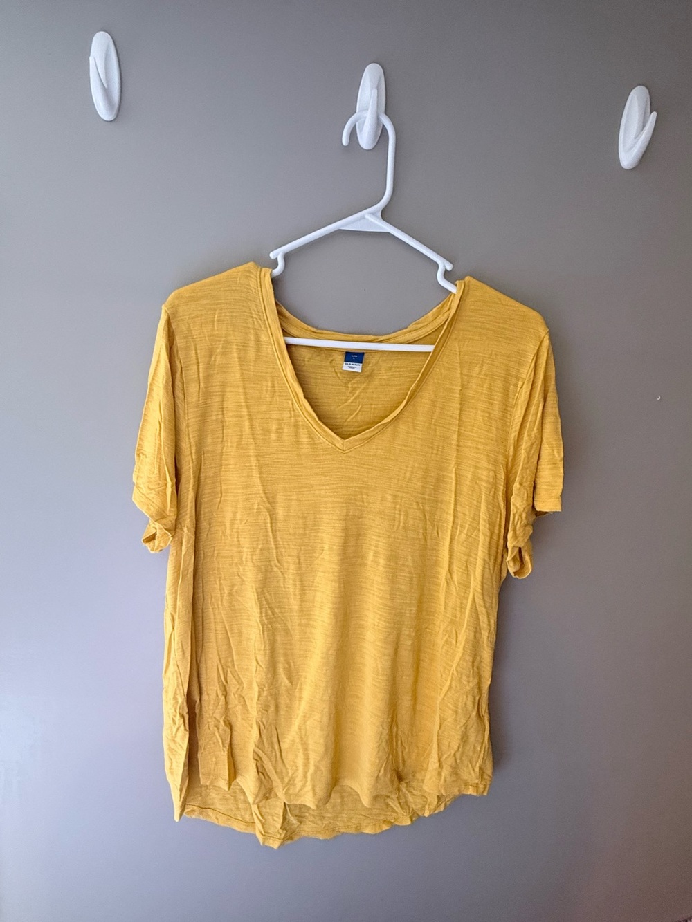 Old Navy Women's V-Neck Short Sleeve Tee in Mustard Yellow